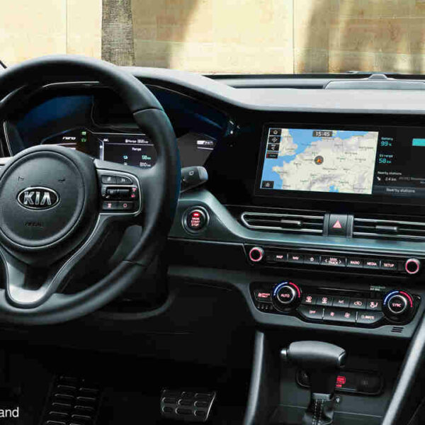 Kia-e-Niro-Cockpit-Infotainment.jpg Kia-e-Niro-Cockpit-Infotainment.jpg